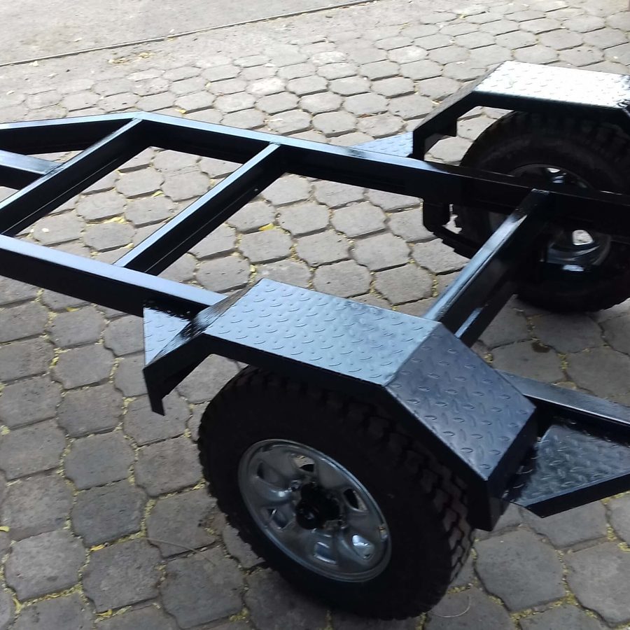 Tráiler para instalar generador eléctrico